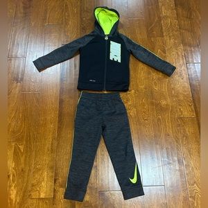 Nike Dri-fit set